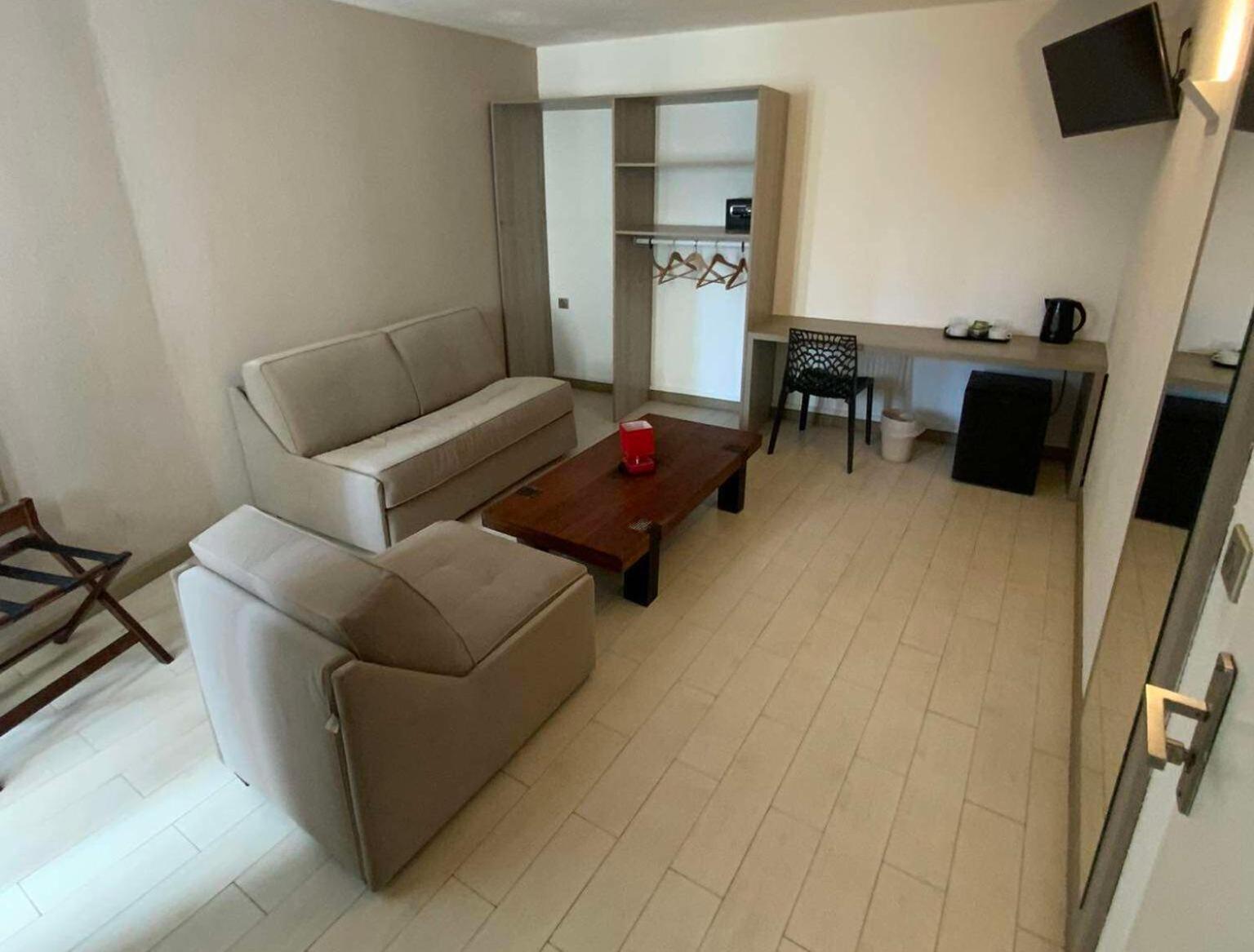 Hotel Des Amandiers Cayenne Dış mekan fotoğraf
