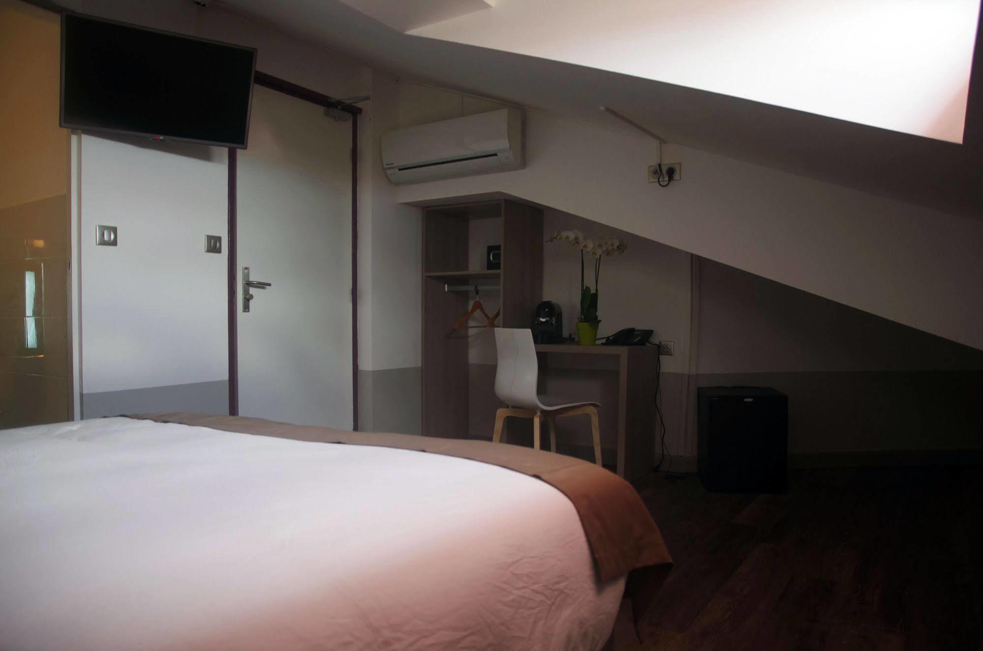Hotel Des Amandiers Cayenne Dış mekan fotoğraf